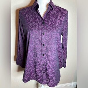 Chico’s button down animal print size 6